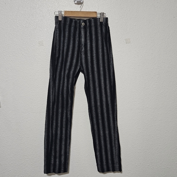 Brandy Melville high rise cropped pants see description for sizing - Picture 1 of 11